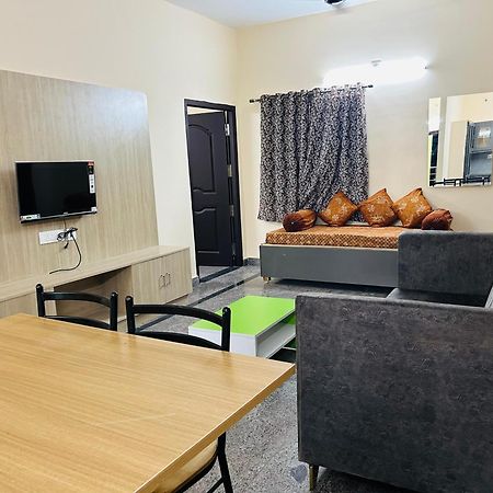Y Stay Homestay Tirupati Eksteriør bilde
